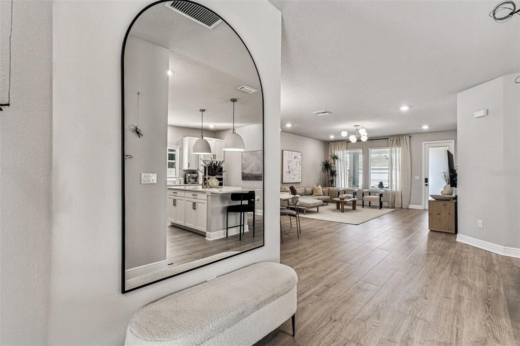 For Sale: $515,000 (3 beds, 2 baths, 1989 Square Feet)