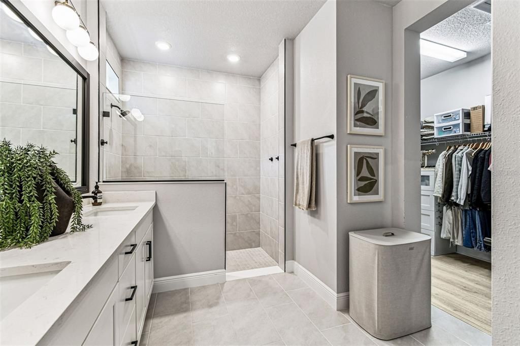 For Sale: $515,000 (3 beds, 2 baths, 1989 Square Feet)