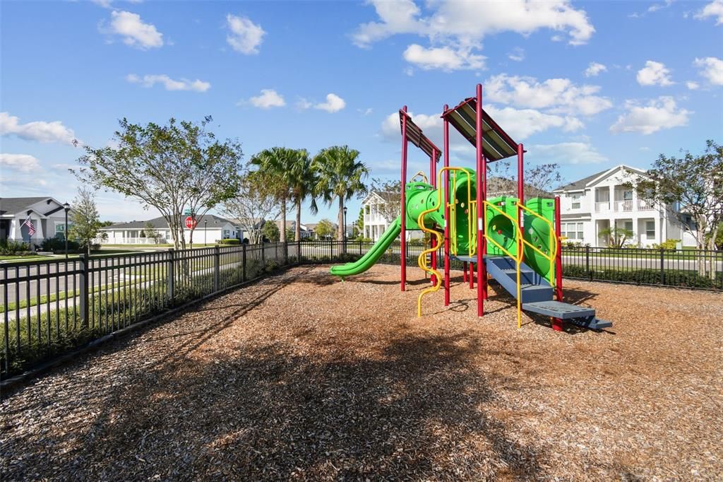 For Sale: $515,000 (3 beds, 2 baths, 1989 Square Feet)