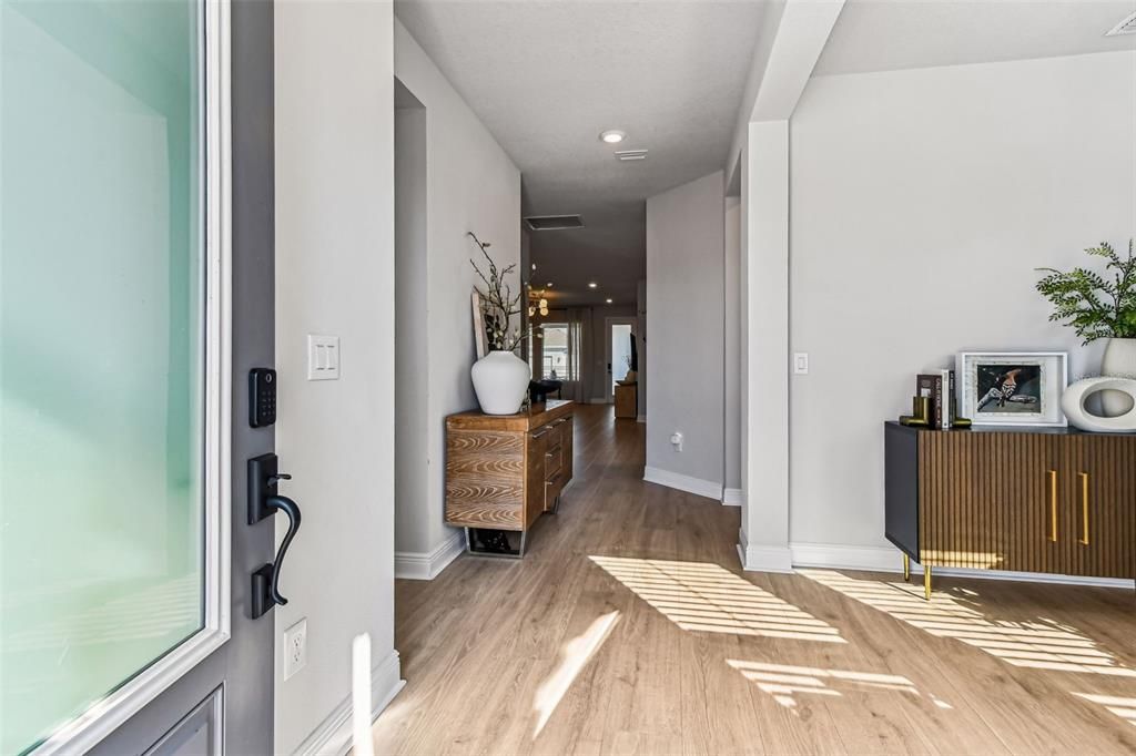 For Sale: $515,000 (3 beds, 2 baths, 1989 Square Feet)