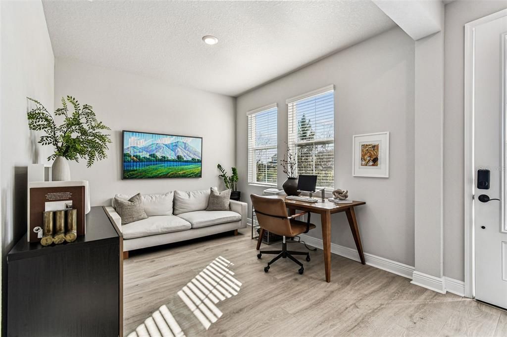 For Sale: $515,000 (3 beds, 2 baths, 1989 Square Feet)