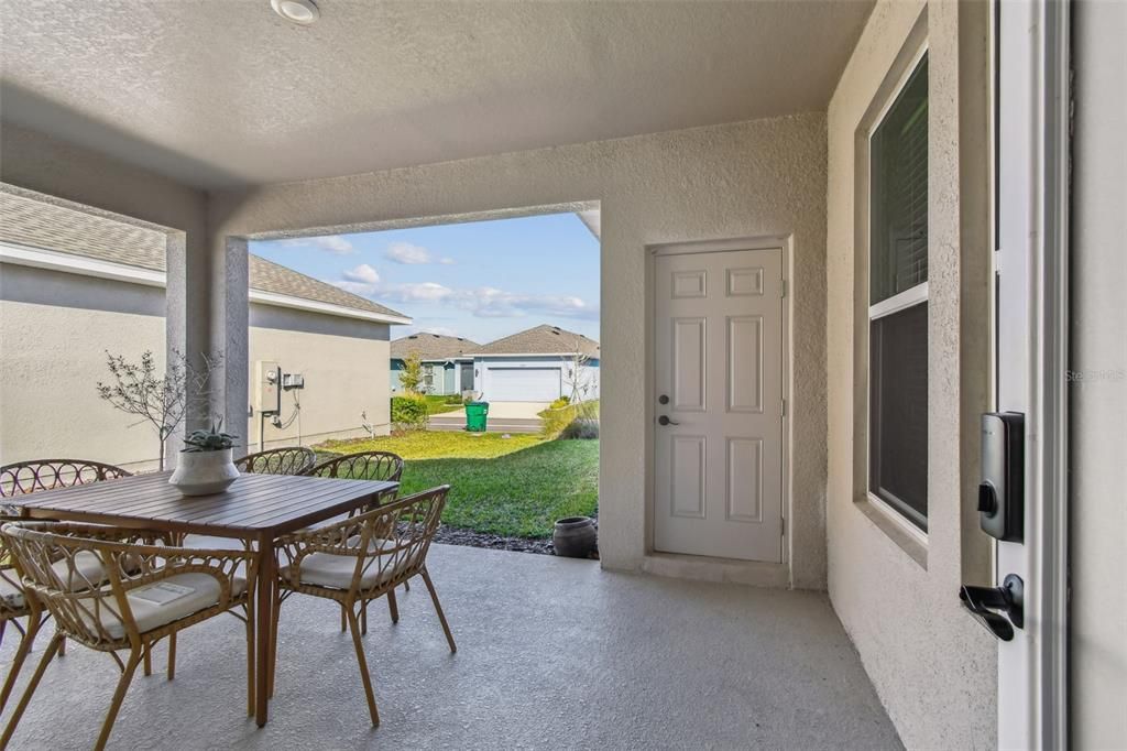 For Sale: $515,000 (3 beds, 2 baths, 1989 Square Feet)