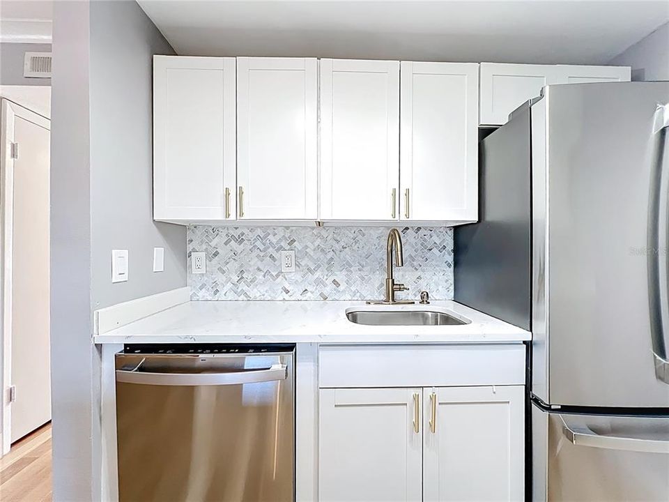 En Venta: $137,500 (1 camas, 1 baños, 747 Pies cuadrados)