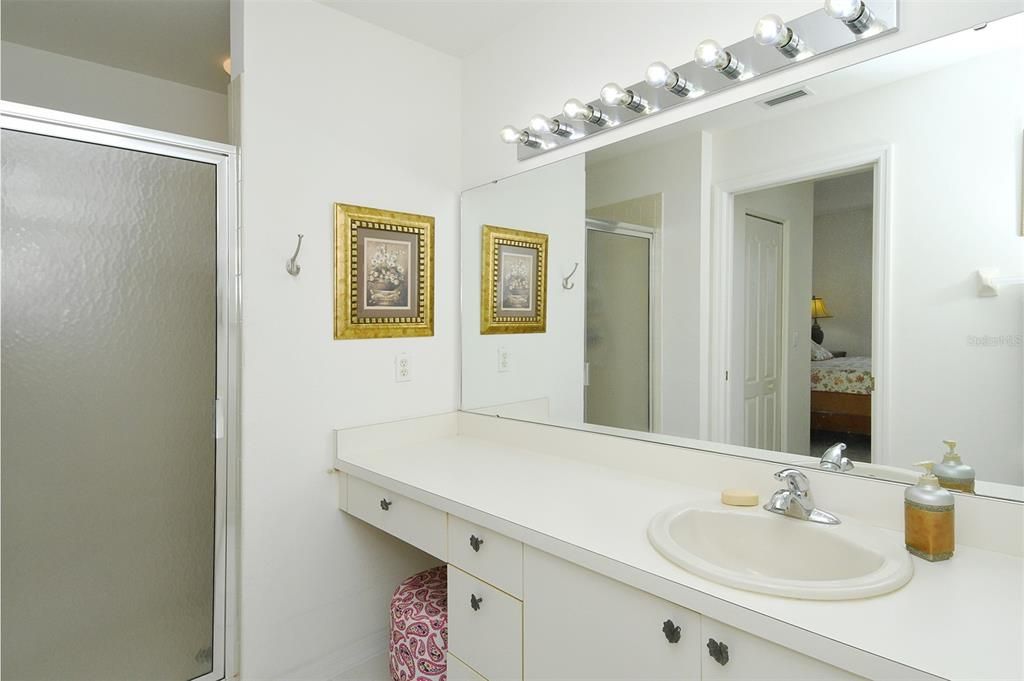 En Venta: $255,000 (2 camas, 2 baños, 1433 Pies cuadrados)