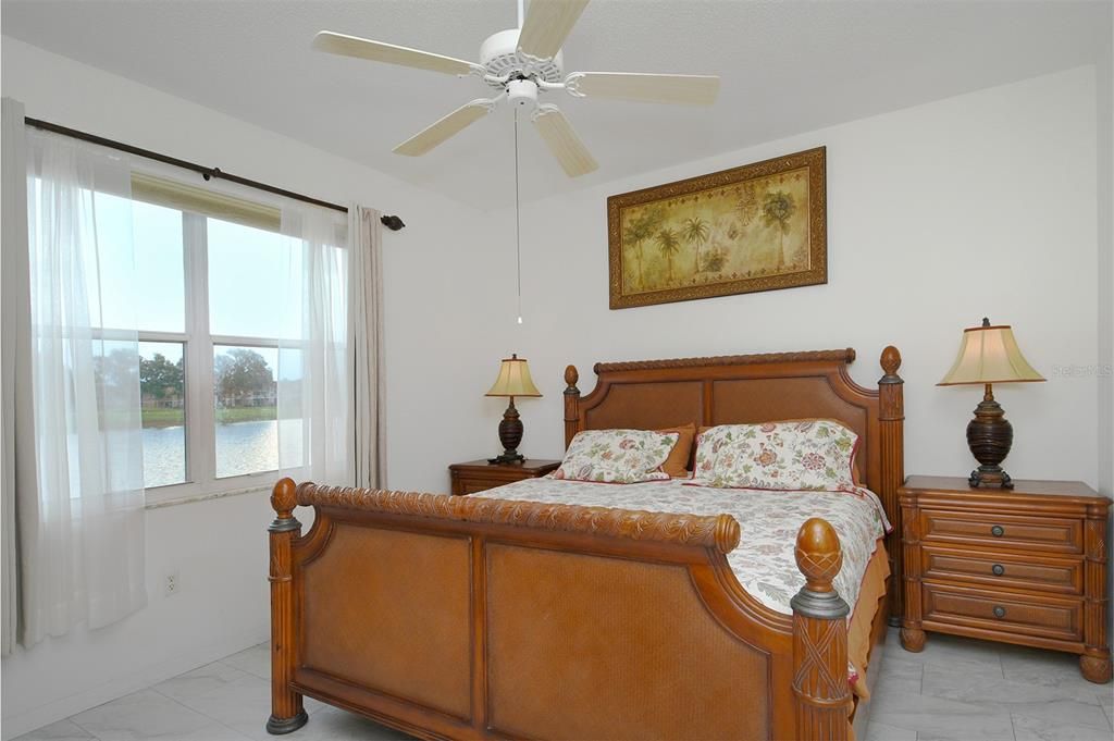 En Venta: $255,000 (2 camas, 2 baños, 1433 Pies cuadrados)