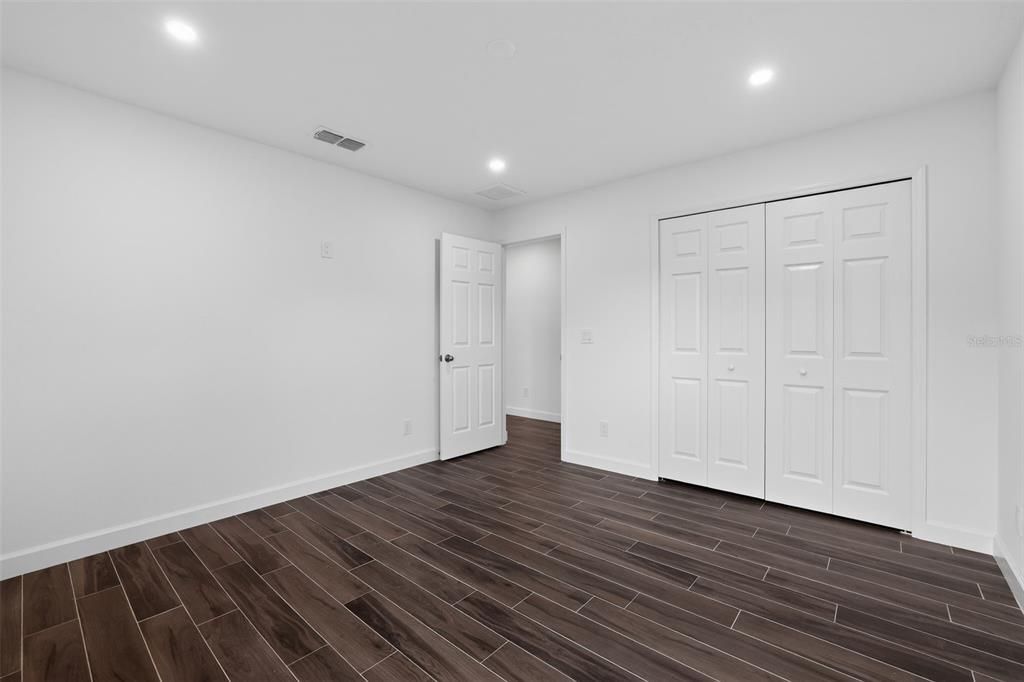 For Rent: $2,299 (3 beds, 2 baths, 1350 Square Feet)