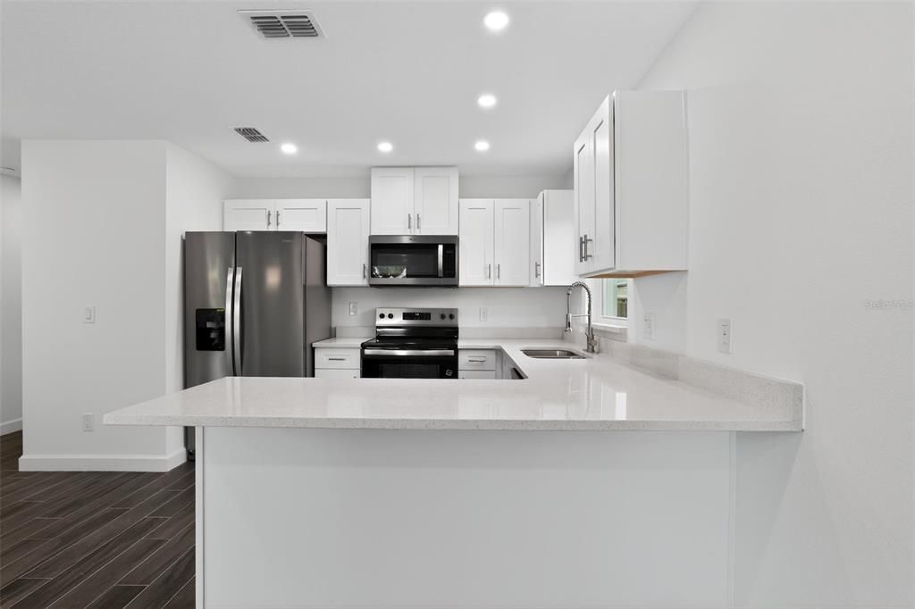 For Rent: $2,299 (3 beds, 2 baths, 1350 Square Feet)