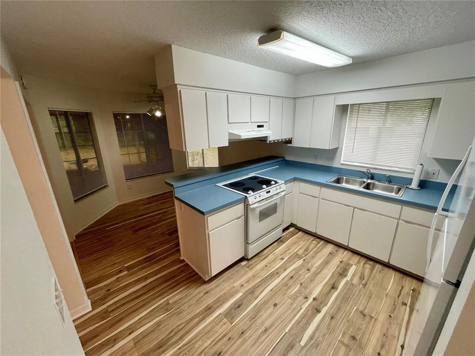 For Rent: $1,800 (2 beds, 2 baths, 1534 Square Feet)