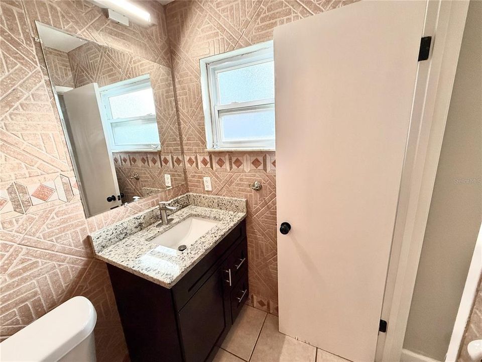 出租: $2,299 (4 贝兹, 2 浴室, 1525 平方英尺)