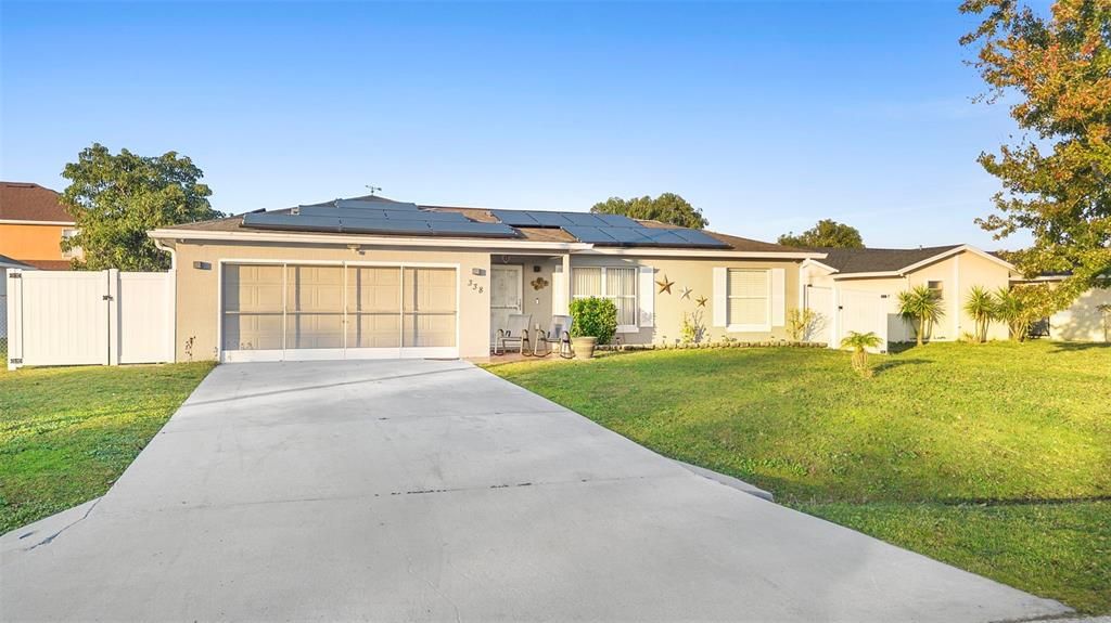 For Sale: $249,900 (3 beds, 2 baths, 1129 Square Feet)