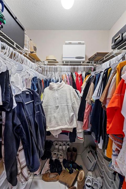 For Sale: $249,900 (3 beds, 2 baths, 1129 Square Feet)