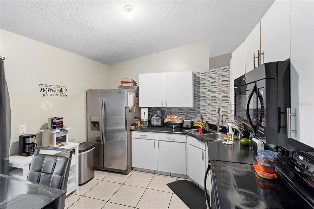 For Sale: $249,900 (3 beds, 2 baths, 1129 Square Feet)
