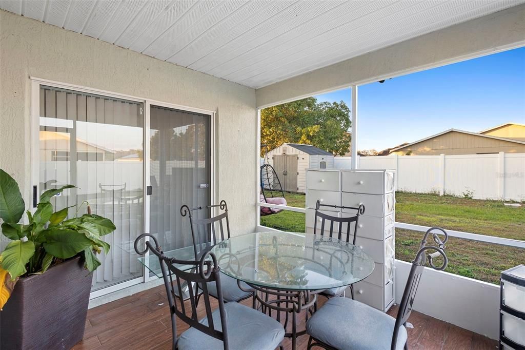 For Sale: $249,900 (3 beds, 2 baths, 1129 Square Feet)