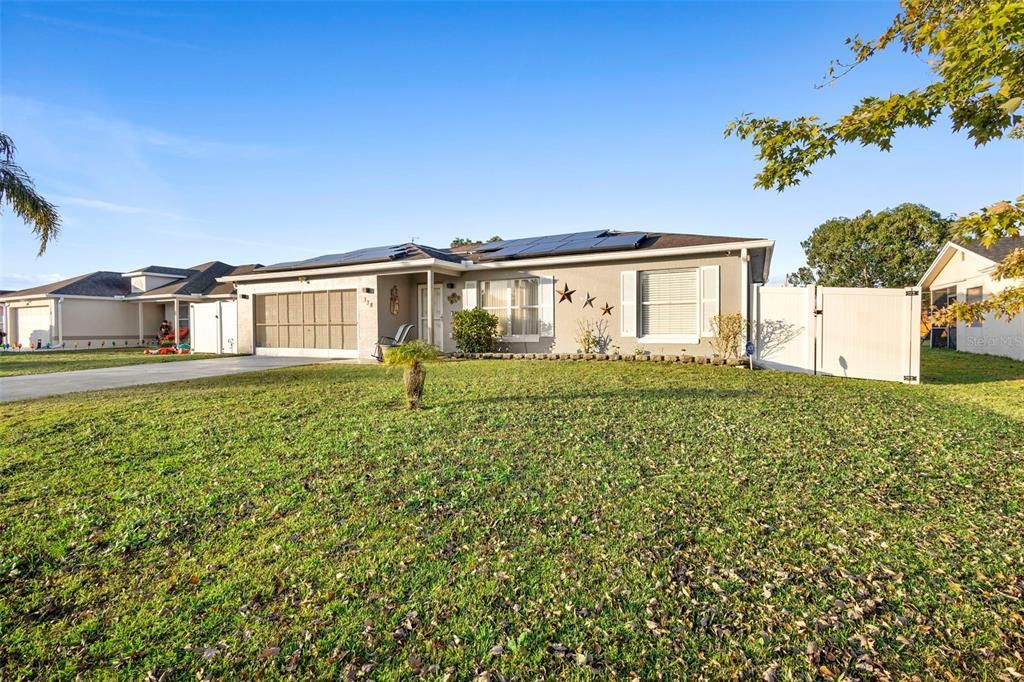 For Sale: $249,900 (3 beds, 2 baths, 1129 Square Feet)