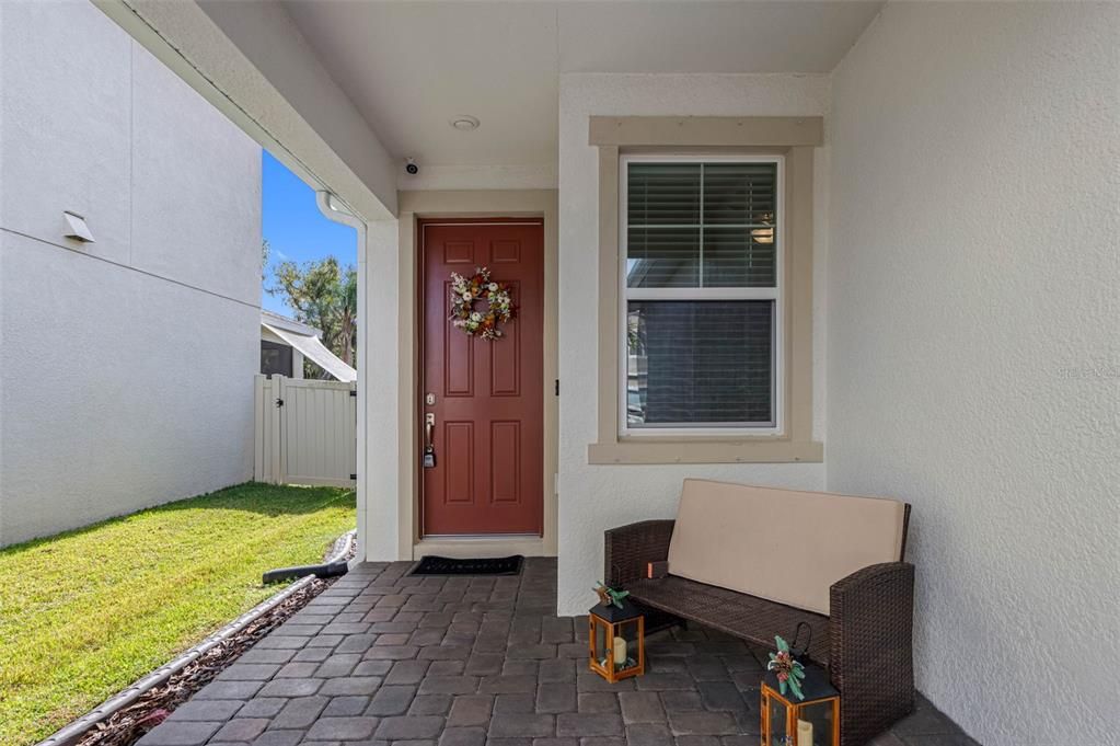 For Sale: $374,900 (4 beds, 2 baths, 1633 Square Feet)