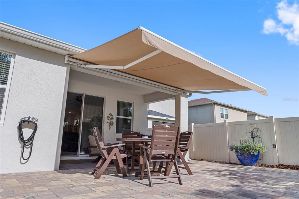 For Sale: $374,900 (4 beds, 2 baths, 1633 Square Feet)