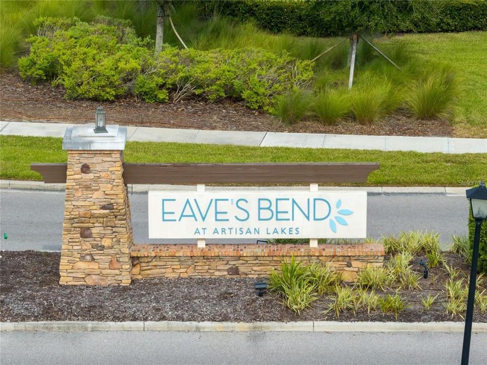 For Sale: $374,900 (4 beds, 2 baths, 1633 Square Feet)