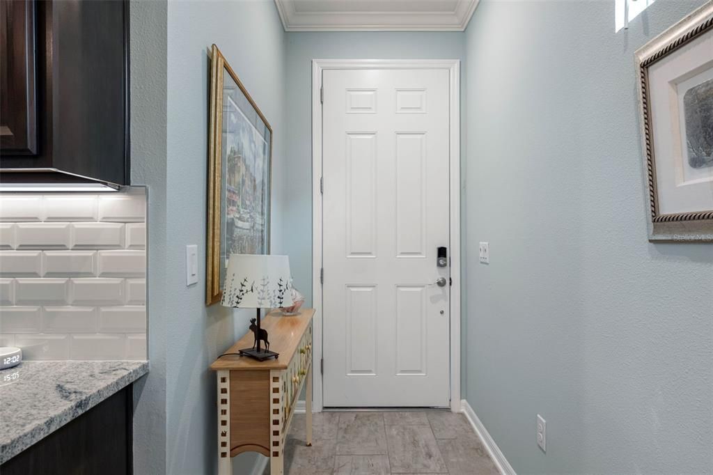 For Sale: $374,900 (4 beds, 2 baths, 1633 Square Feet)