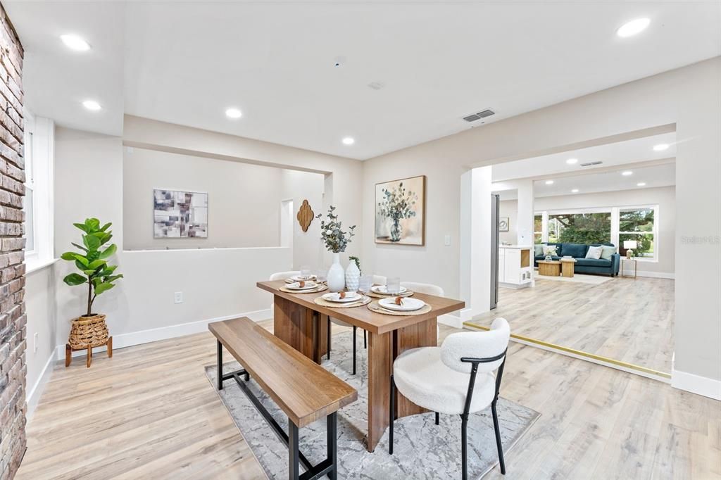 For Sale: $569,000 (3 beds, 3 baths, 1834 Square Feet)