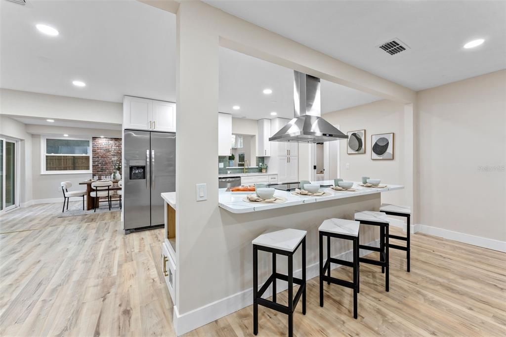 For Sale: $569,000 (3 beds, 3 baths, 1834 Square Feet)