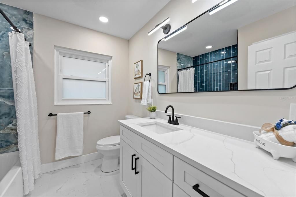 For Sale: $569,000 (3 beds, 3 baths, 1834 Square Feet)