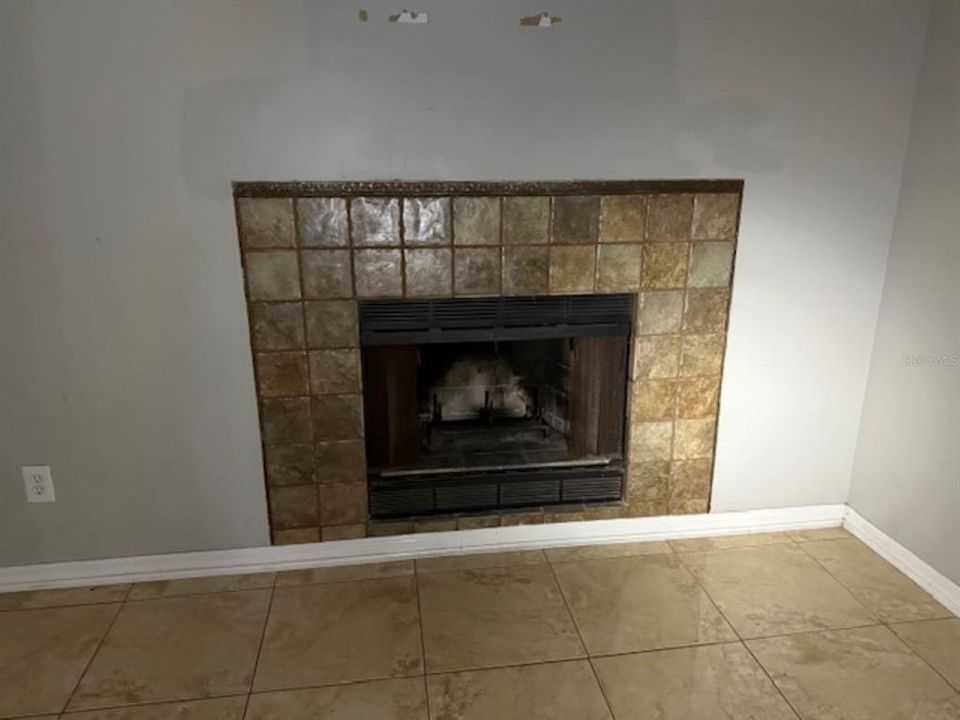 For Sale: $225,000 (3 beds, 2 baths, 1508 Square Feet)