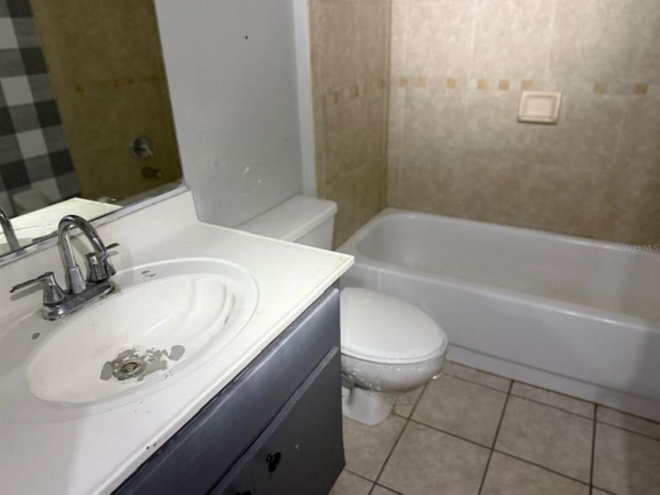 For Sale: $225,000 (3 beds, 2 baths, 1508 Square Feet)