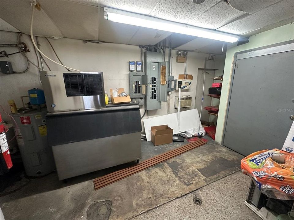 На продажу: $1,700,000 (0 спален, 0 ванн, 2592 Квадратных фут)