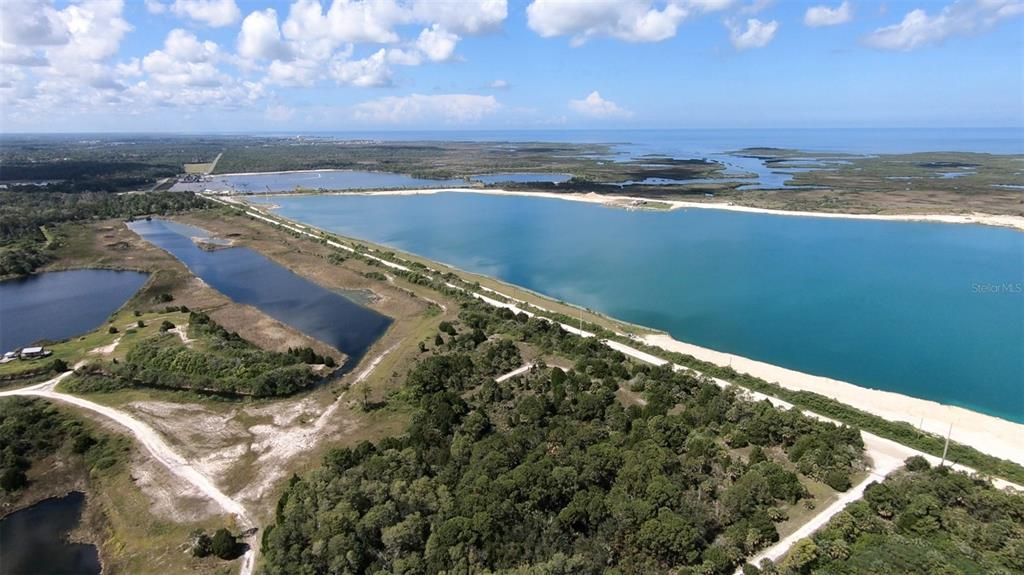 待售: $13,500,000 (10.00 acres)