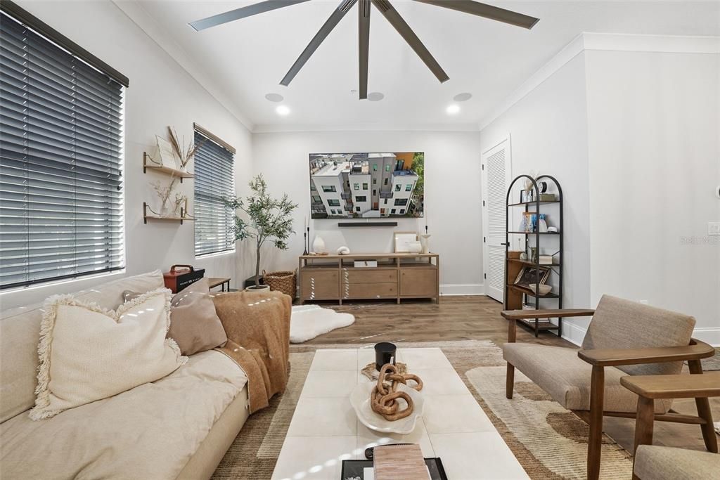 待售: $774,999 (3 贝兹, 3 浴室, 1855 平方英尺)