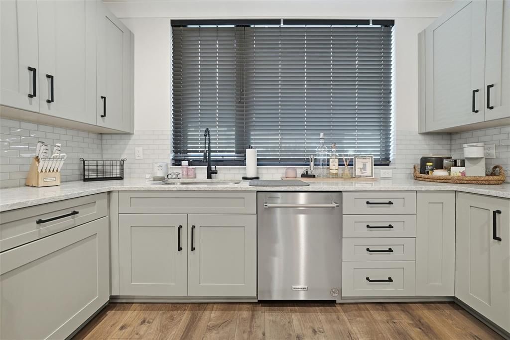 待售: $774,999 (3 贝兹, 3 浴室, 1855 平方英尺)