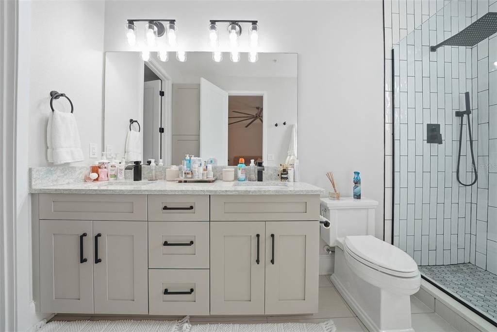 待售: $774,999 (3 贝兹, 3 浴室, 1855 平方英尺)