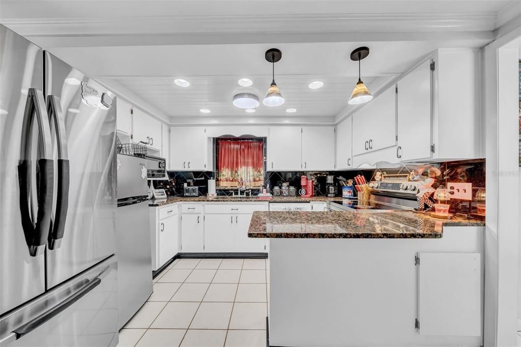 На продажу: $425,000 (3 спален, 2 ванн, 1540 Квадратных фут)