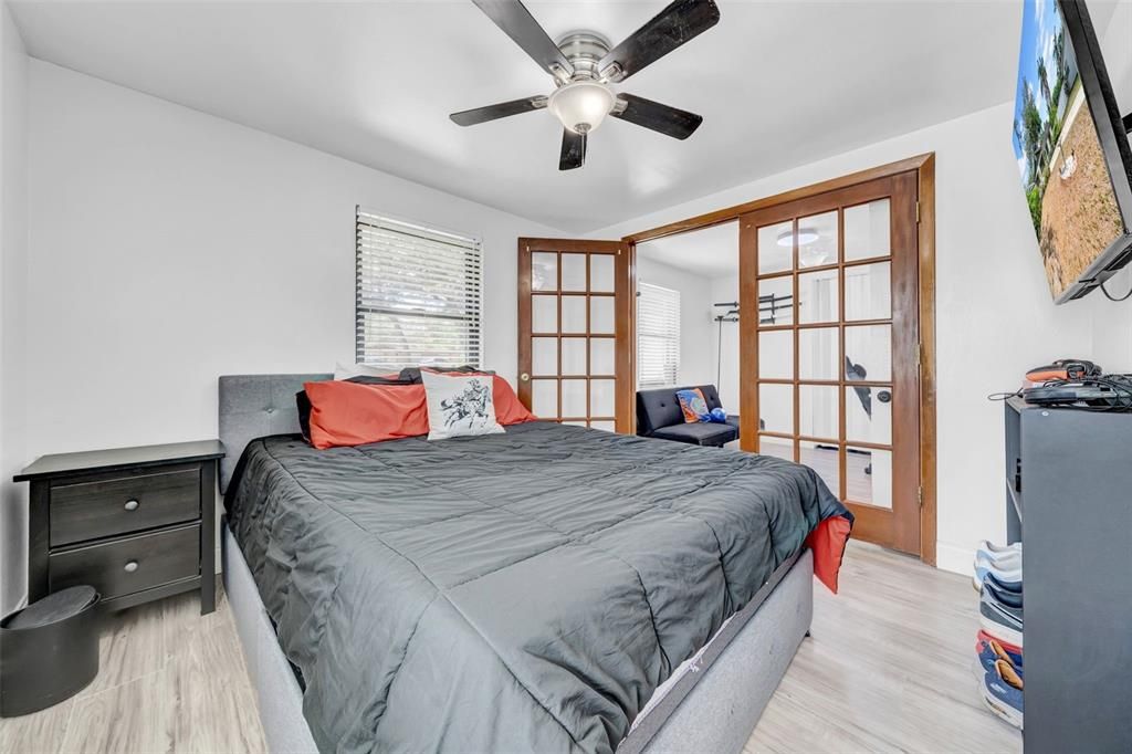 На продажу: $425,000 (3 спален, 2 ванн, 1540 Квадратных фут)