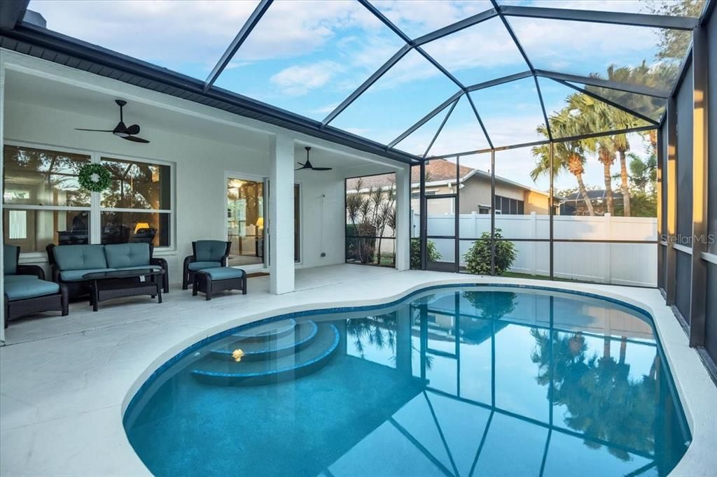 En Venta: $619,900 (3 camas, 2 baños, 2135 Pies cuadrados)