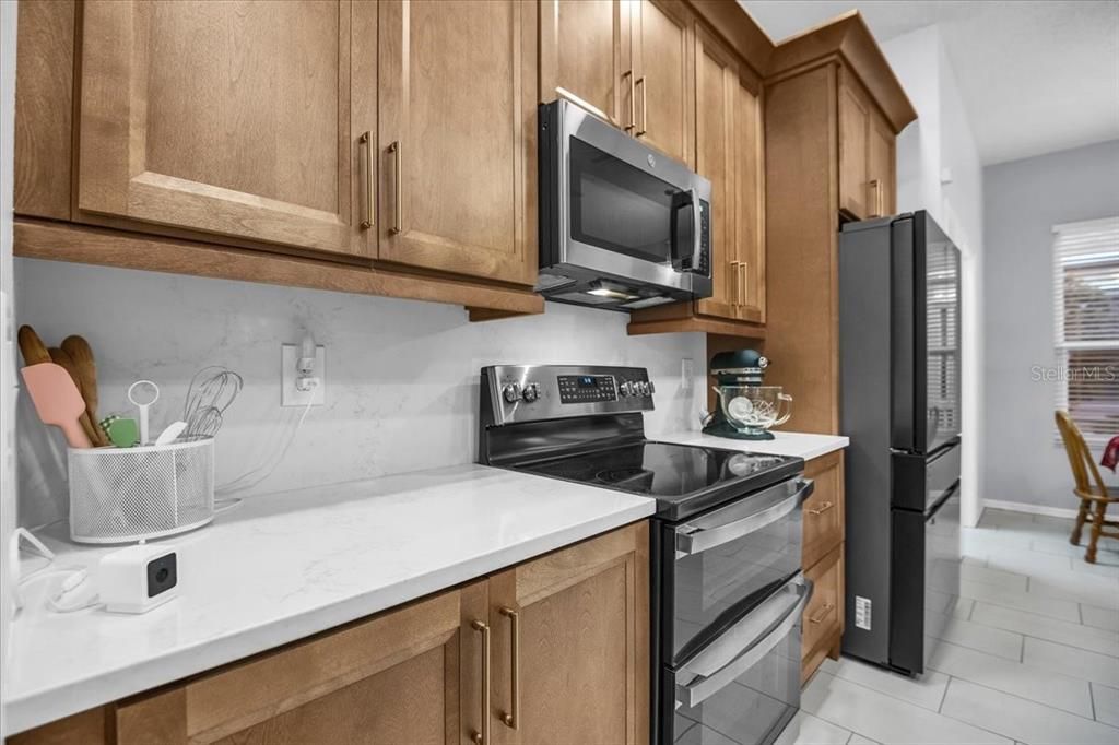 En Venta: $619,900 (3 camas, 2 baños, 2135 Pies cuadrados)