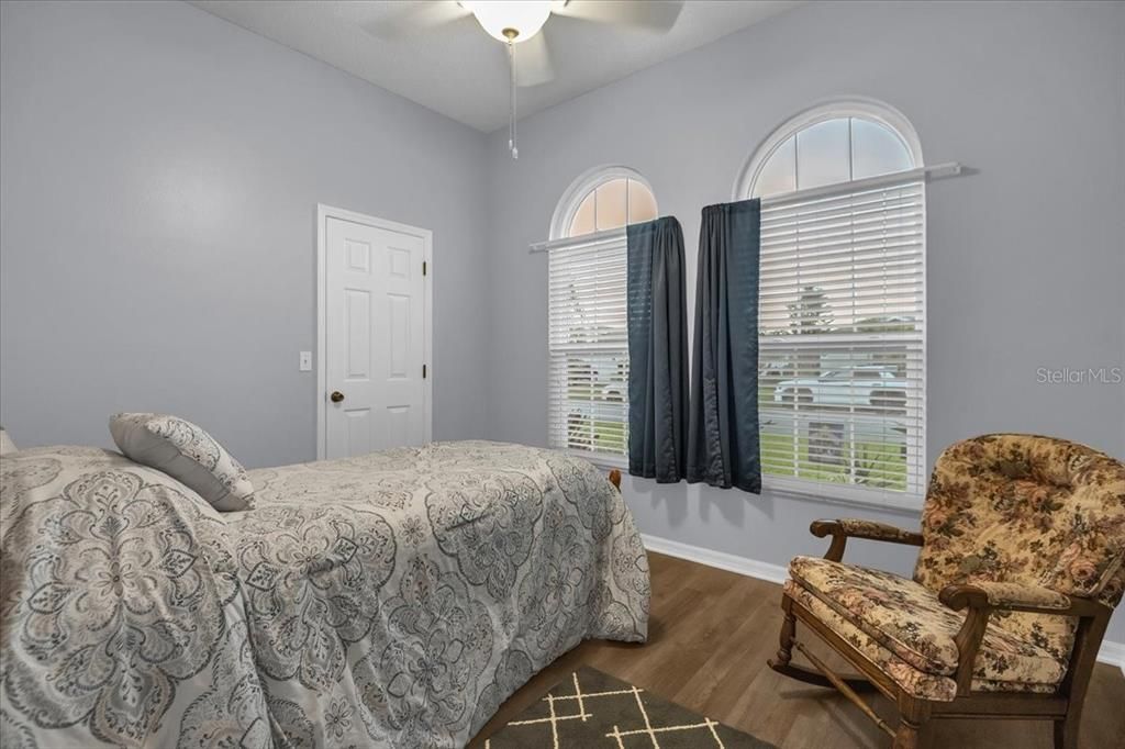 En Venta: $619,900 (3 camas, 2 baños, 2135 Pies cuadrados)