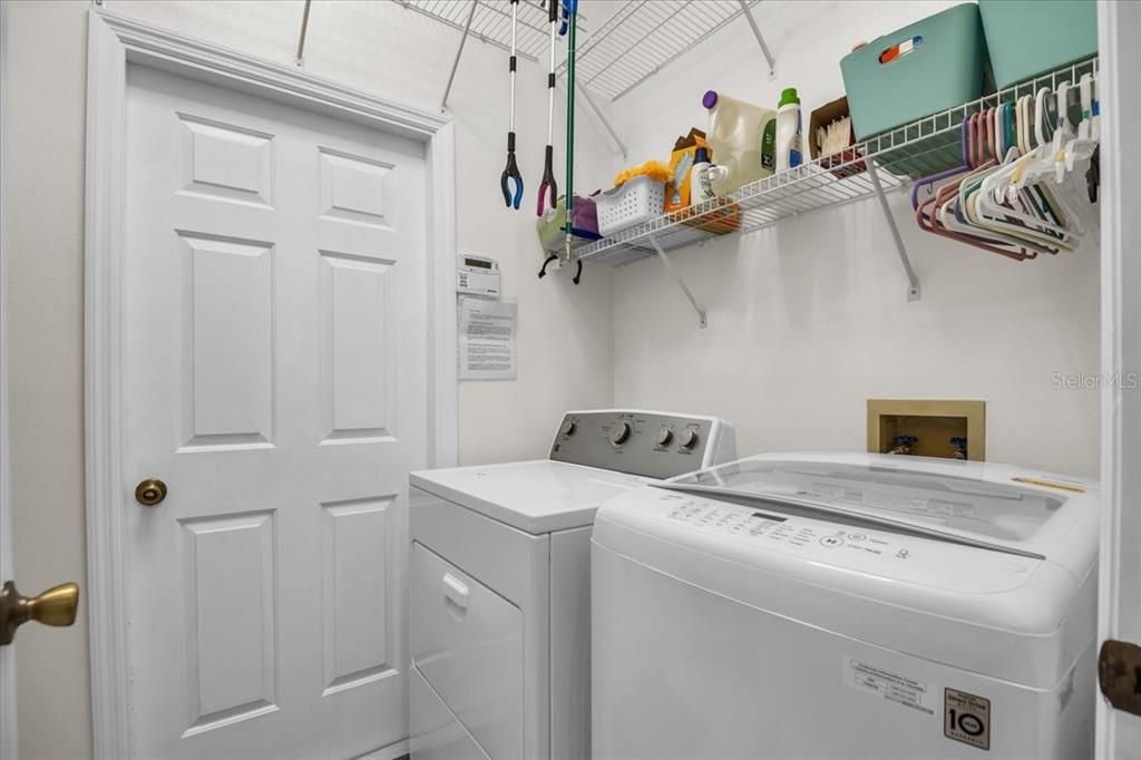 En Venta: $619,900 (3 camas, 2 baños, 2135 Pies cuadrados)