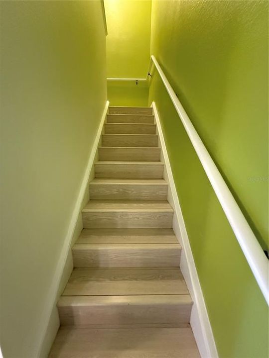 出租: $2,300 (3 贝兹, 2 浴室, 1296 平方英尺)