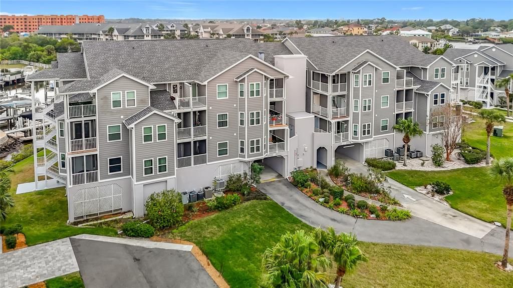 En Venta: $295,000 (2 camas, 2 baños, 964 Pies cuadrados)