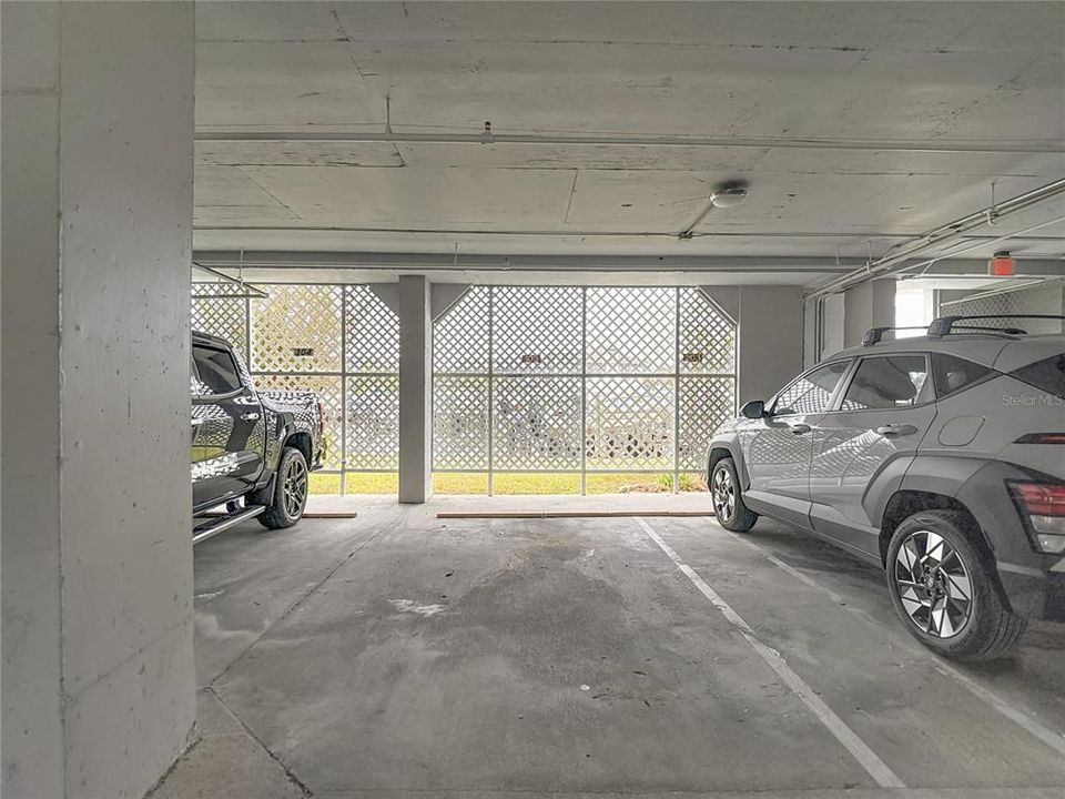 En Venta: $295,000 (2 camas, 2 baños, 964 Pies cuadrados)