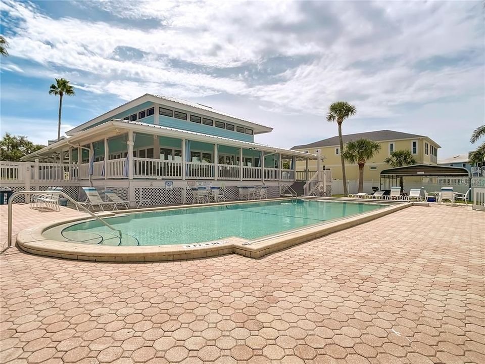 En Venta: $295,000 (2 camas, 2 baños, 964 Pies cuadrados)