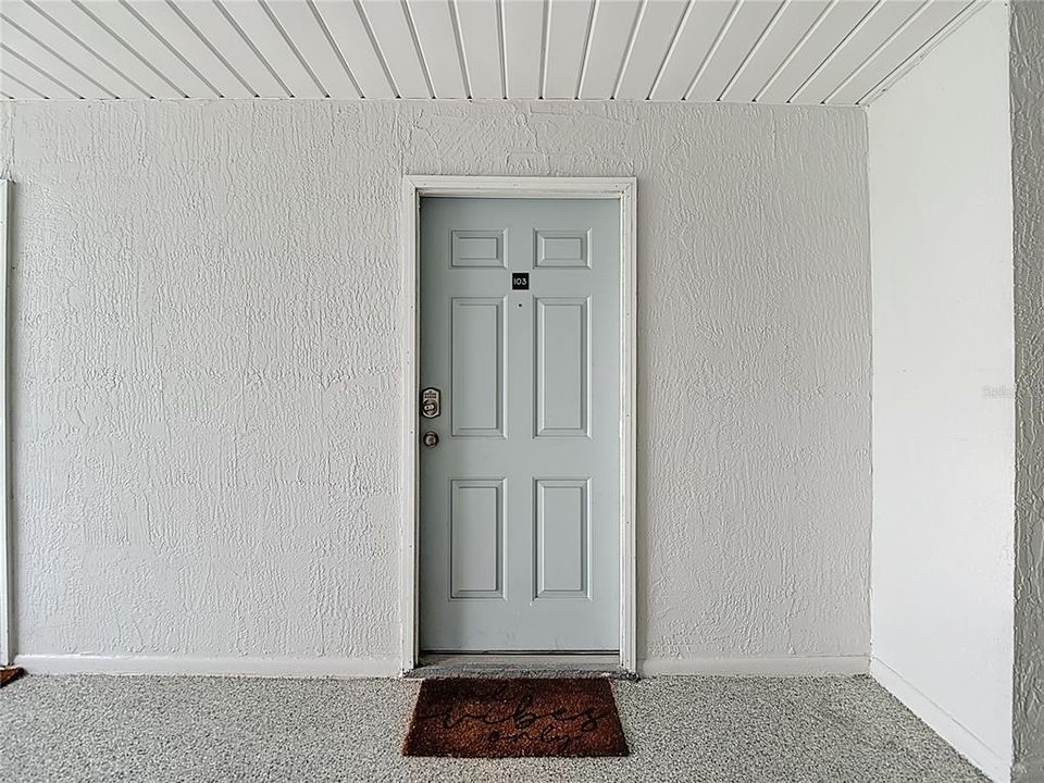 En Venta: $295,000 (2 camas, 2 baños, 964 Pies cuadrados)