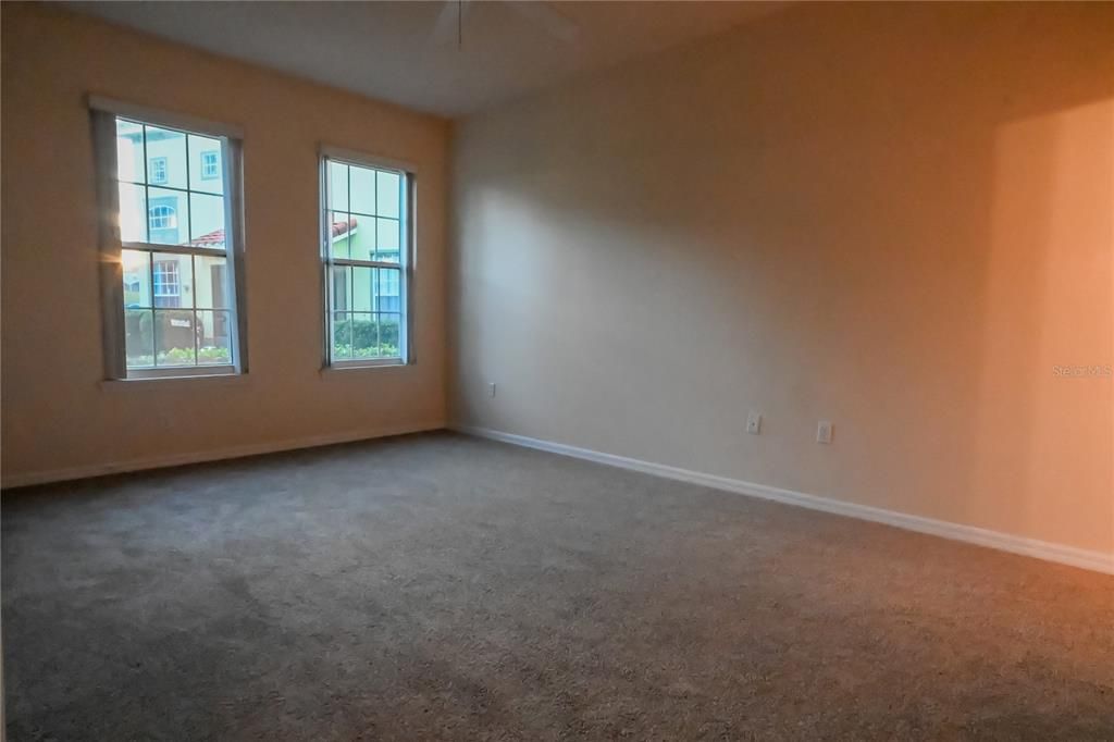 For Rent: $2,250 (4 beds, 3 baths, 1730 Square Feet)