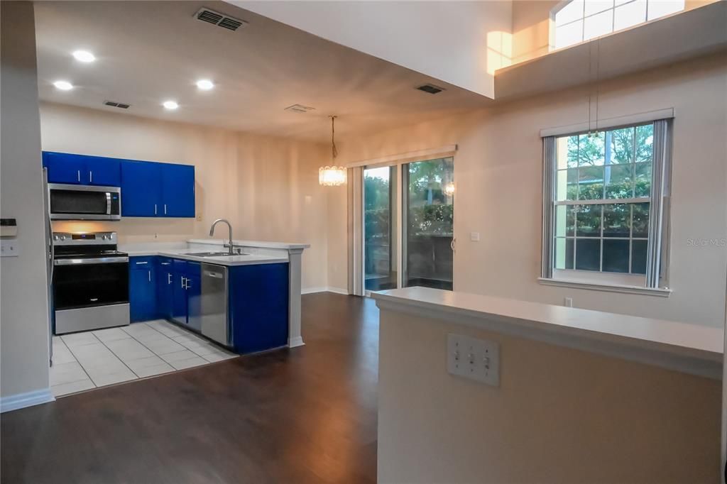 For Rent: $2,250 (4 beds, 3 baths, 1730 Square Feet)