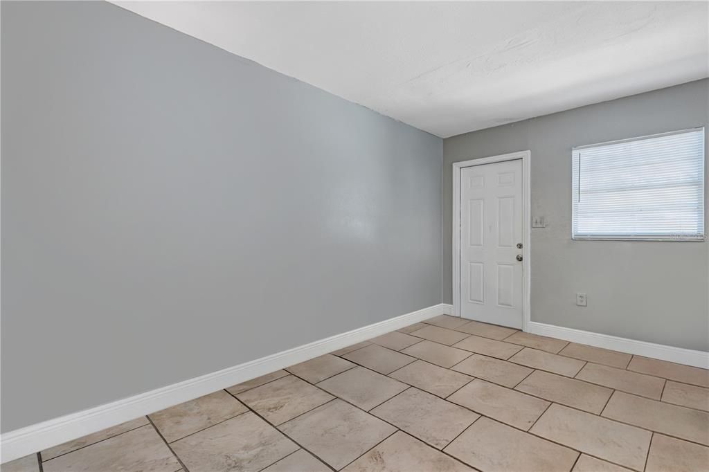 На продажу: $318,500 (0 спален, 0 ванн, 1232 Квадратных фут)