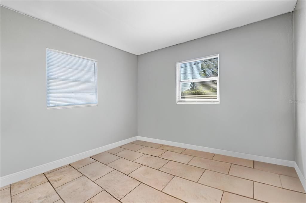 На продажу: $318,500 (0 спален, 0 ванн, 1232 Квадратных фут)