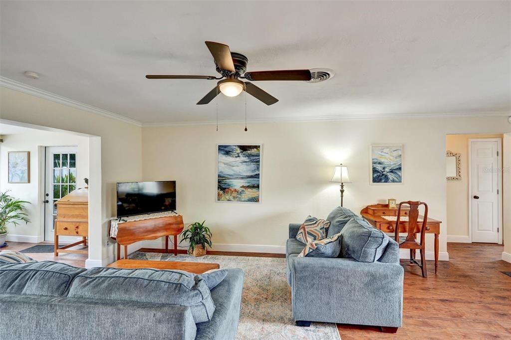 待售: $475,000 (3 贝兹, 2 浴室, 1479 平方英尺)