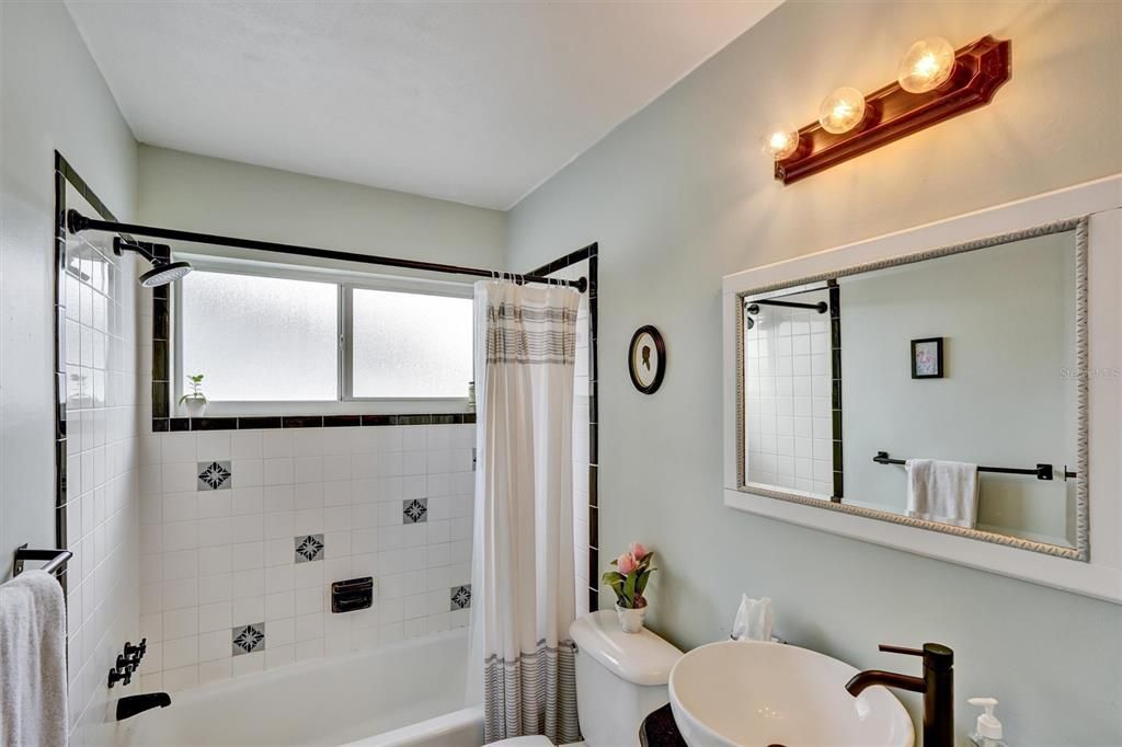 待售: $475,000 (3 贝兹, 2 浴室, 1479 平方英尺)