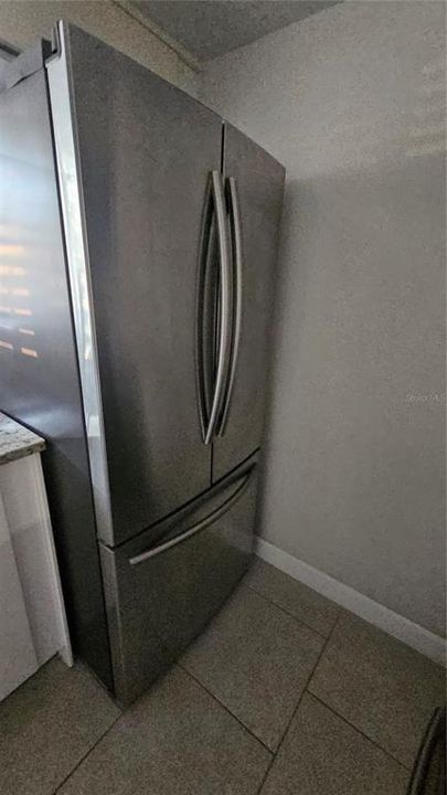 En Renta: $1,950 (2 camas, 2 baños, 1037 Pies cuadrados)